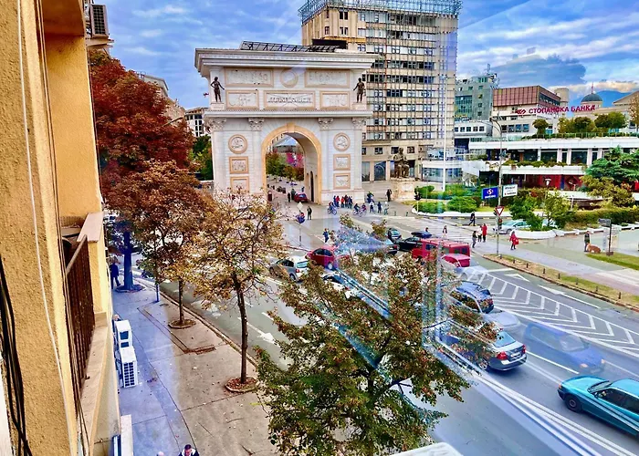 Stay In Skopje - Prime Location Apartment
